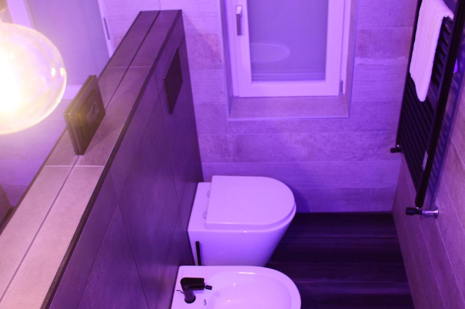 La Dimora Del Re Bed & Breakfast ซาแลร์โน ภายนอก รูปภาพ