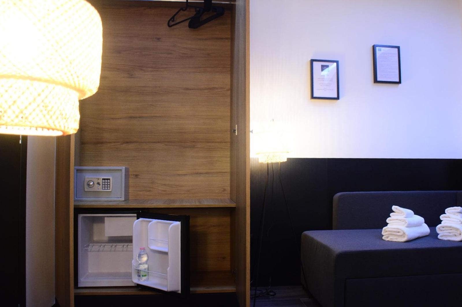 La Dimora Del Re Bed & Breakfast ซาแลร์โน ภายนอก รูปภาพ