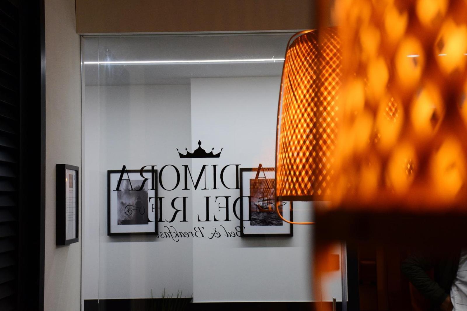 La Dimora Del Re Bed & Breakfast ซาแลร์โน ภายนอก รูปภาพ