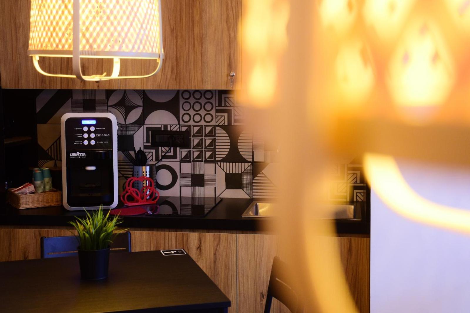 La Dimora Del Re Bed & Breakfast ซาแลร์โน ภายนอก รูปภาพ