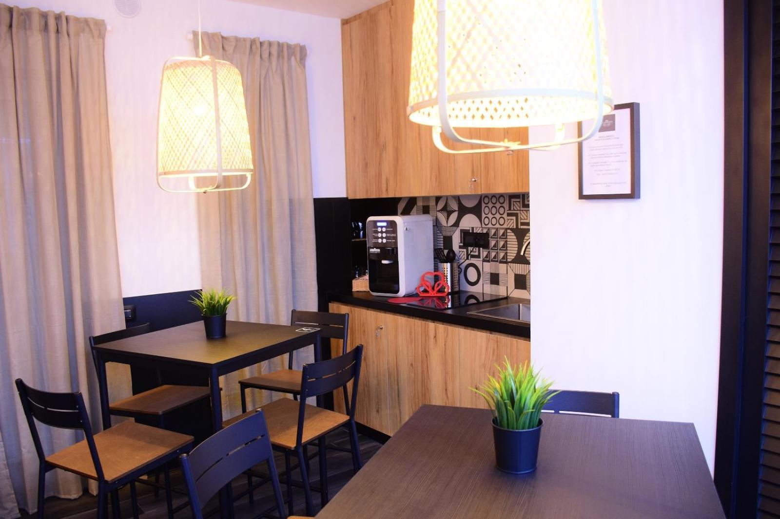 La Dimora Del Re Bed & Breakfast ซาแลร์โน ภายนอก รูปภาพ
